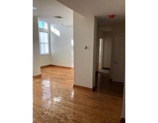 Property Photo:  57 Washington St 4A  MA 01832 