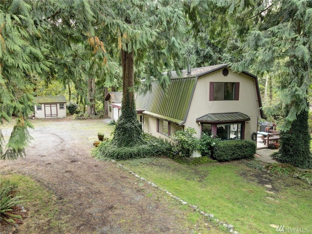 Property Photo:  8315 272nd Ave E  WA 98321