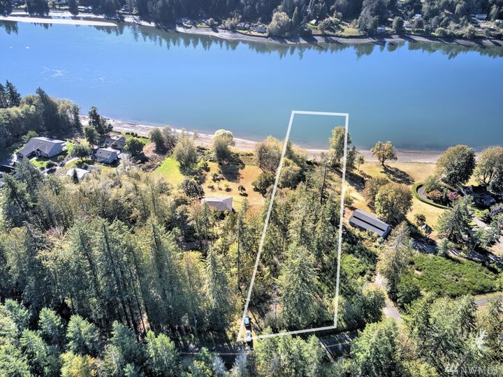 Property Photo:  1191 E Leeds Dr  WA 98584 