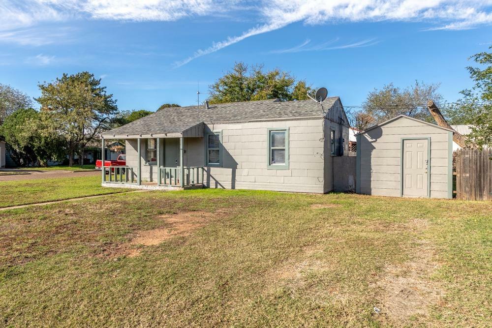 Property Photo:  2602 40th Street  TX 79413 