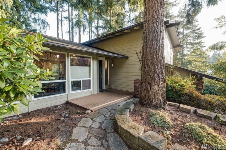 Property Photo:  21829 1st Ave W  WA 98021 