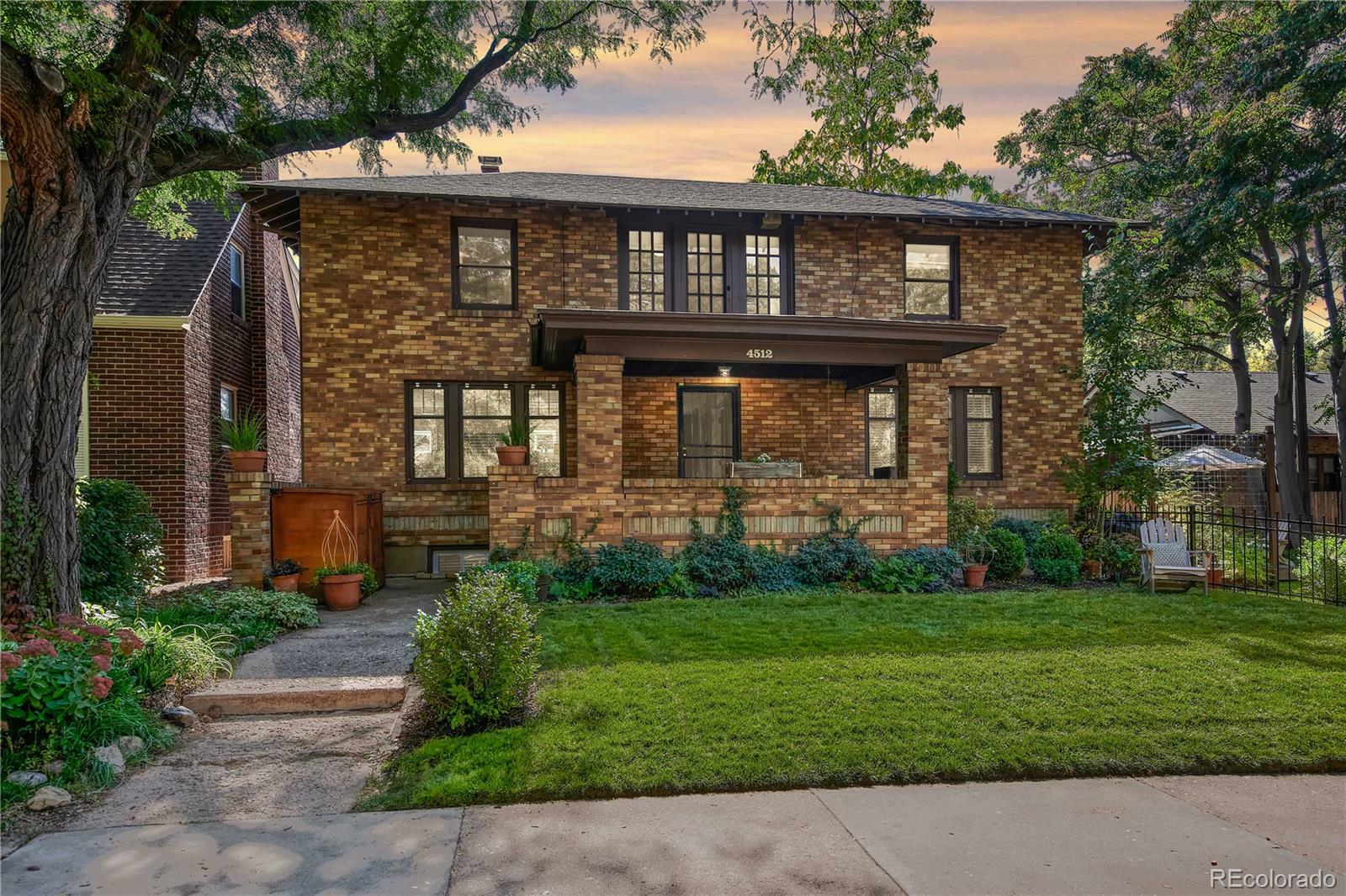 Property Photo: 4512 E 17th Avenue Parkway CO 80220