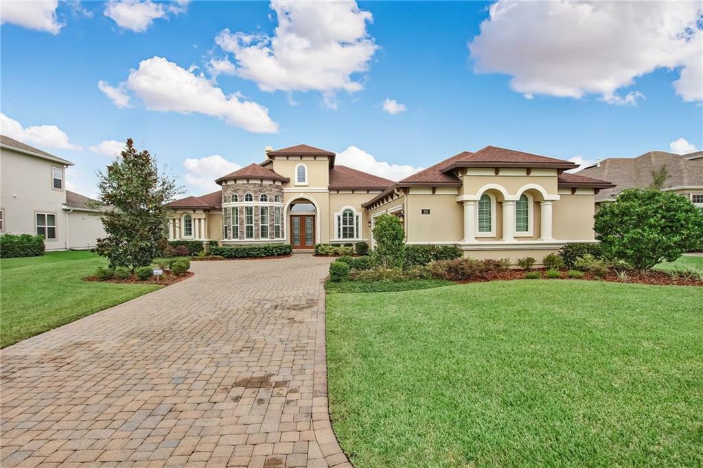 Property Photo: 819 Dorchester Drive FL 32259