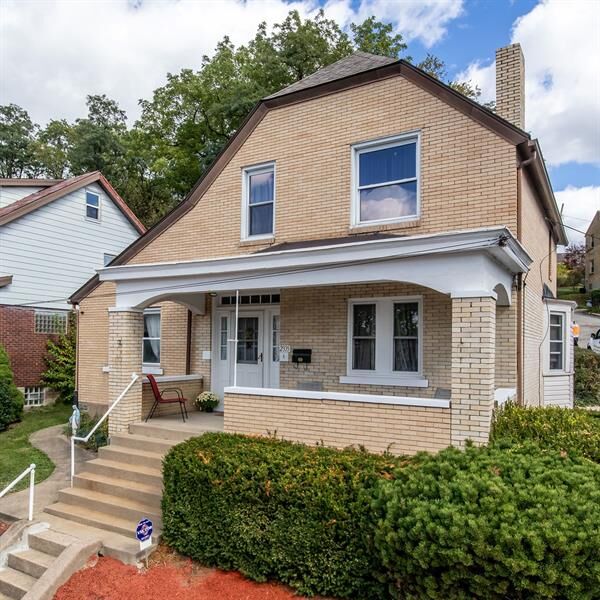 Property Photo:  2335 Valera Street  PA 15210 