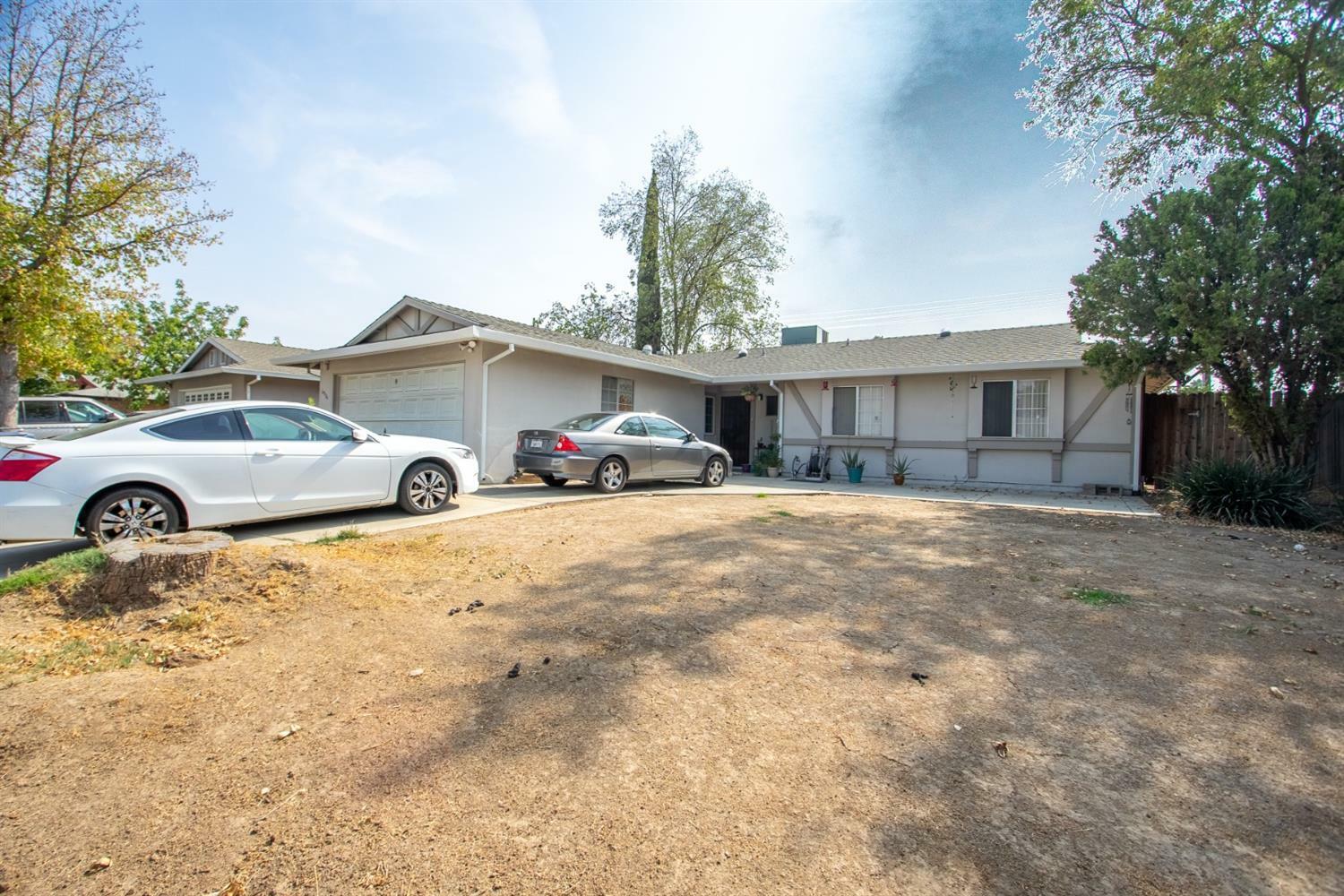 Property Photo:  6956 Southwood Way  CA 95828 