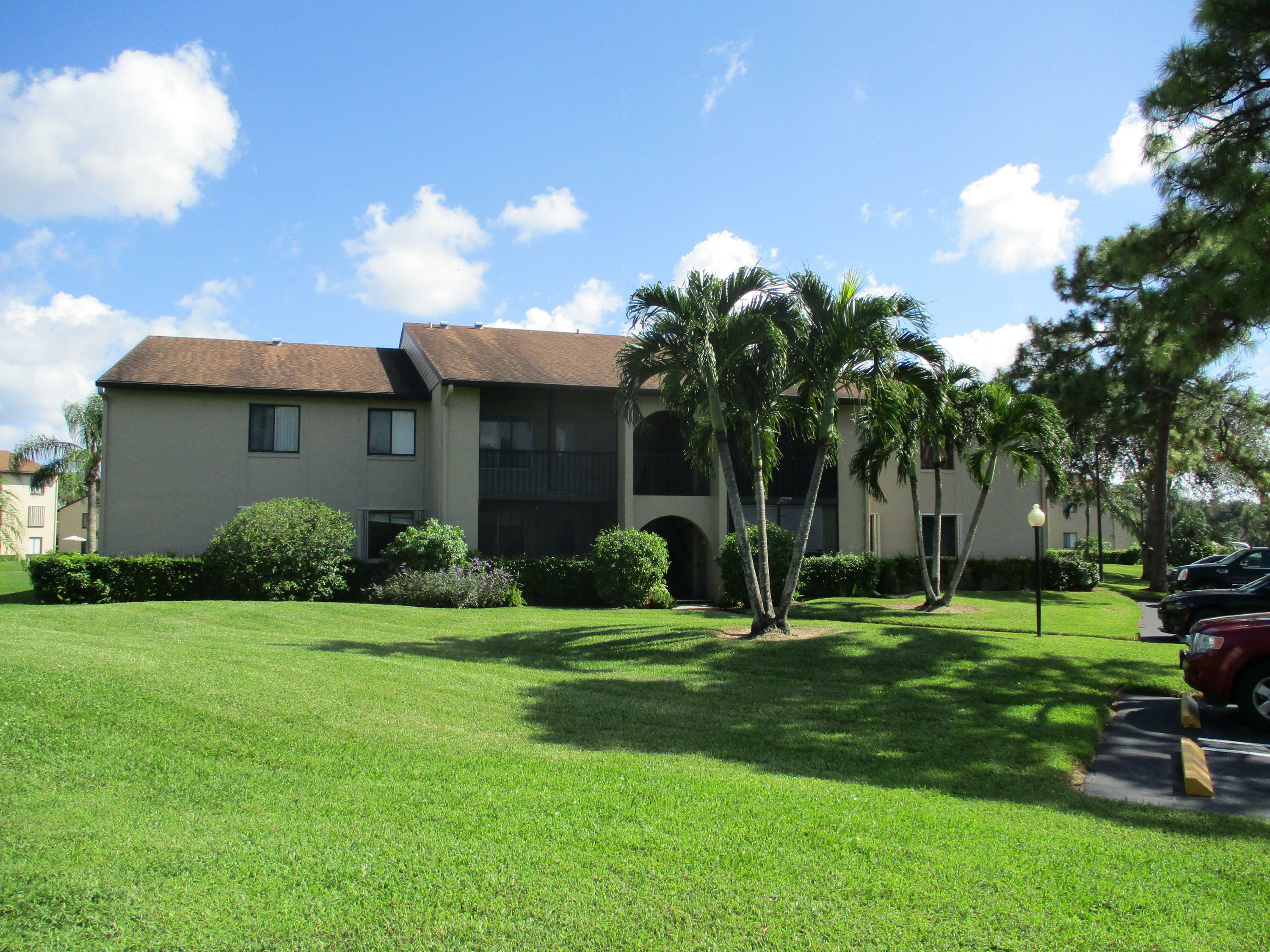 Property Photo: 529 Shady Pine Way A1 FL 33415