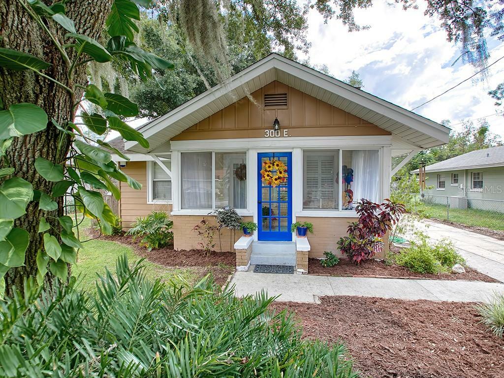 Property Photo:  300 E Atwater Avenue  FL 32726 