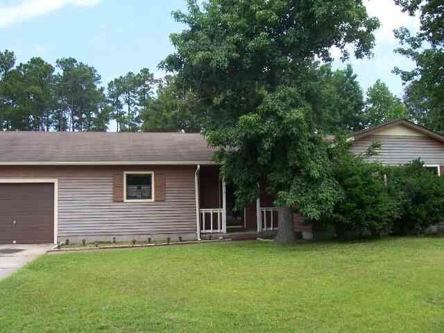 Property Photo:  1017 Springdale Drive  NC 28540 