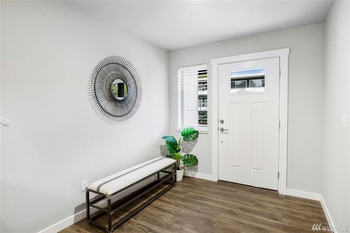 Property Photo: 4908 B S Willow St WA 98118