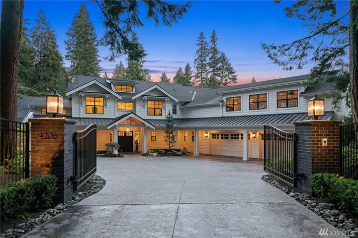 4206 132nd Ave NE  Bellevue WA 98005 photo