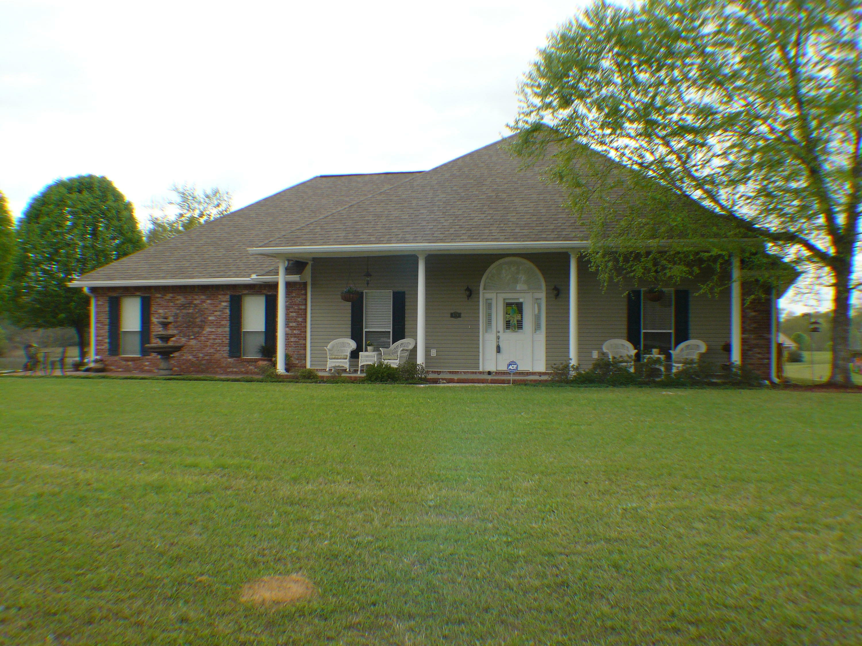 Property Photo:  178 Country Park Dr.  MS 39465 