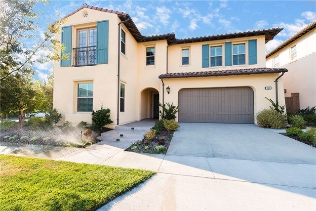 Property Photo:  121 Paxton  CA 92620 