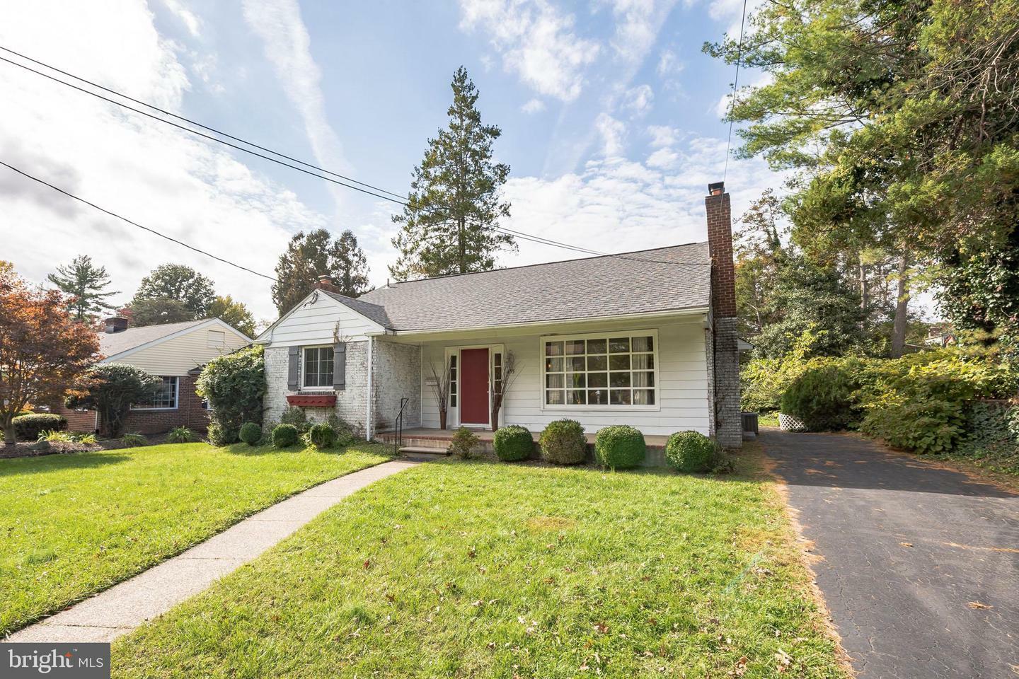 Property Photo:  455 W Crystal Lake Avenue  NJ 08033 