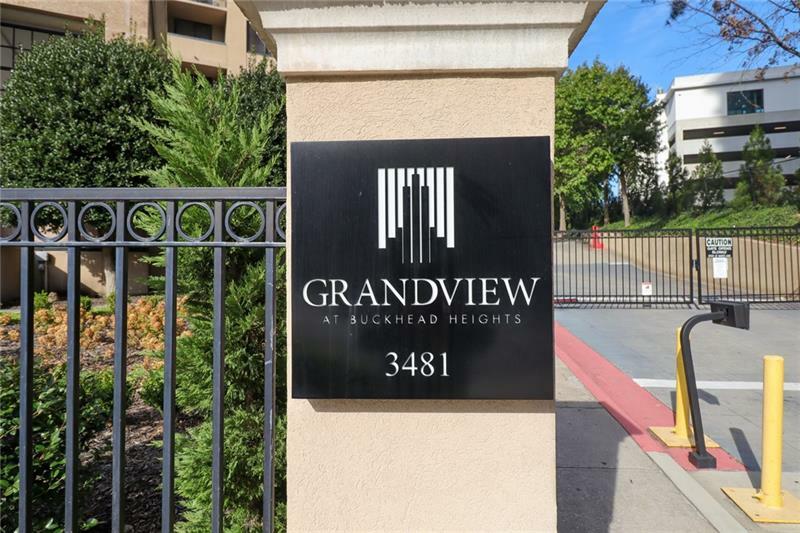 Property Photo: 3481 Lakeside Drive NE 1901 GA 30326