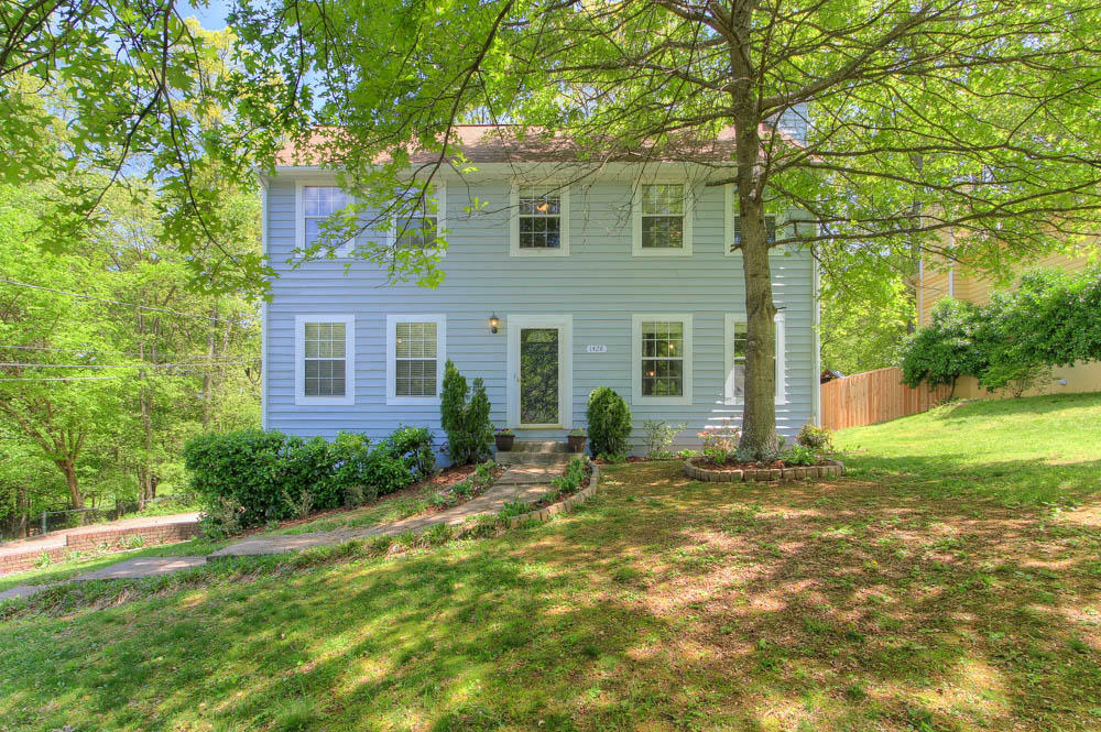 Property Photo:  1428 Springwood Circle  TN 37931 