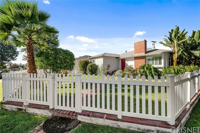 Property Photo:  5855 Columbus Avenue  CA 91411 