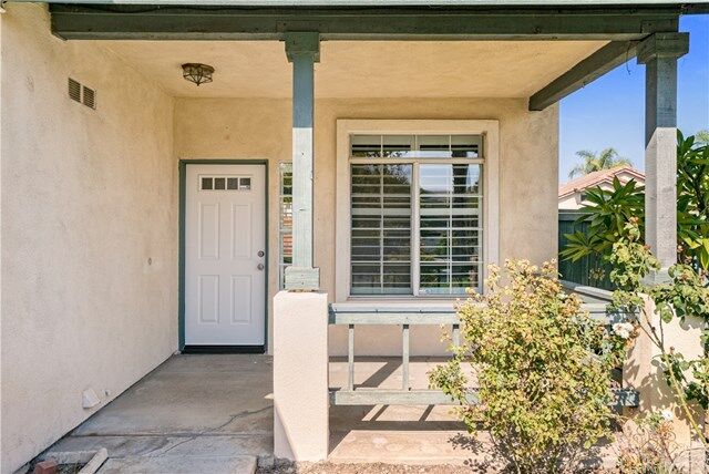 Property Photo:  1869 Delancy Ln  CA 92881 