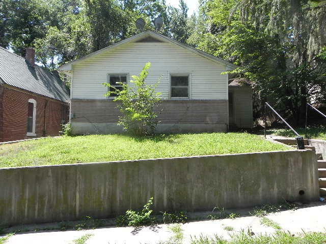 Property Photo:  112 W Morgan St  MO 65233 