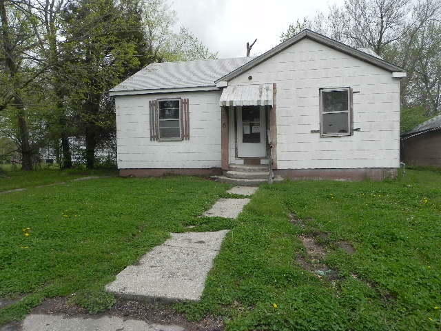 6 Rock Springs Dr  Mexico MO 65265 photo