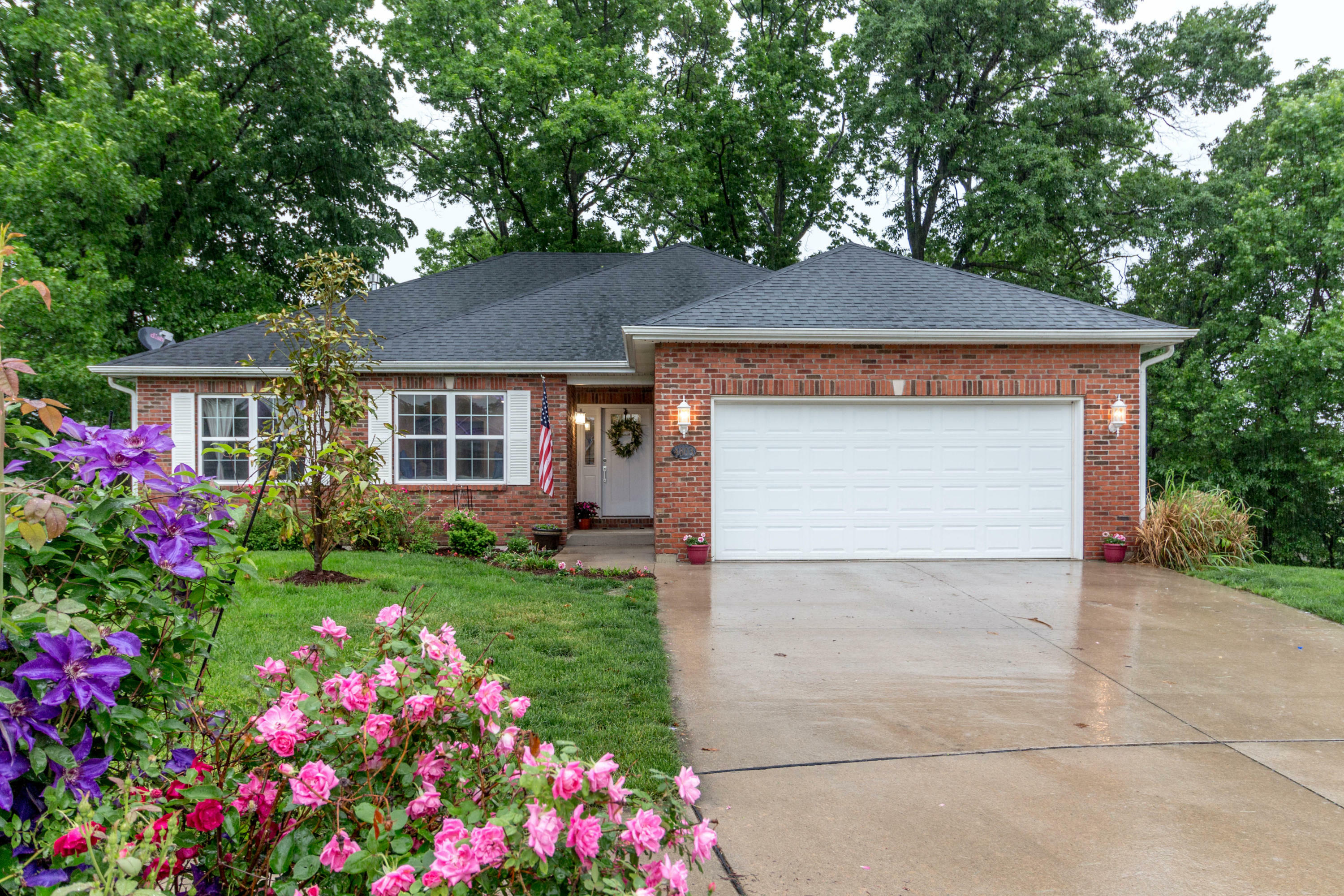 Property Photo:  4803 Ruby Oaks Ct  MO 65203 