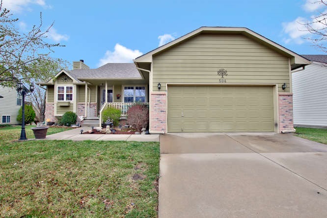 Property Photo:  504 S Firefly St  KS 67235 