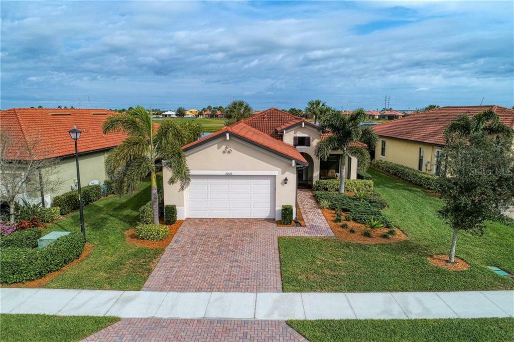 Property Photo: 23673 Waverly Circle FL 34293