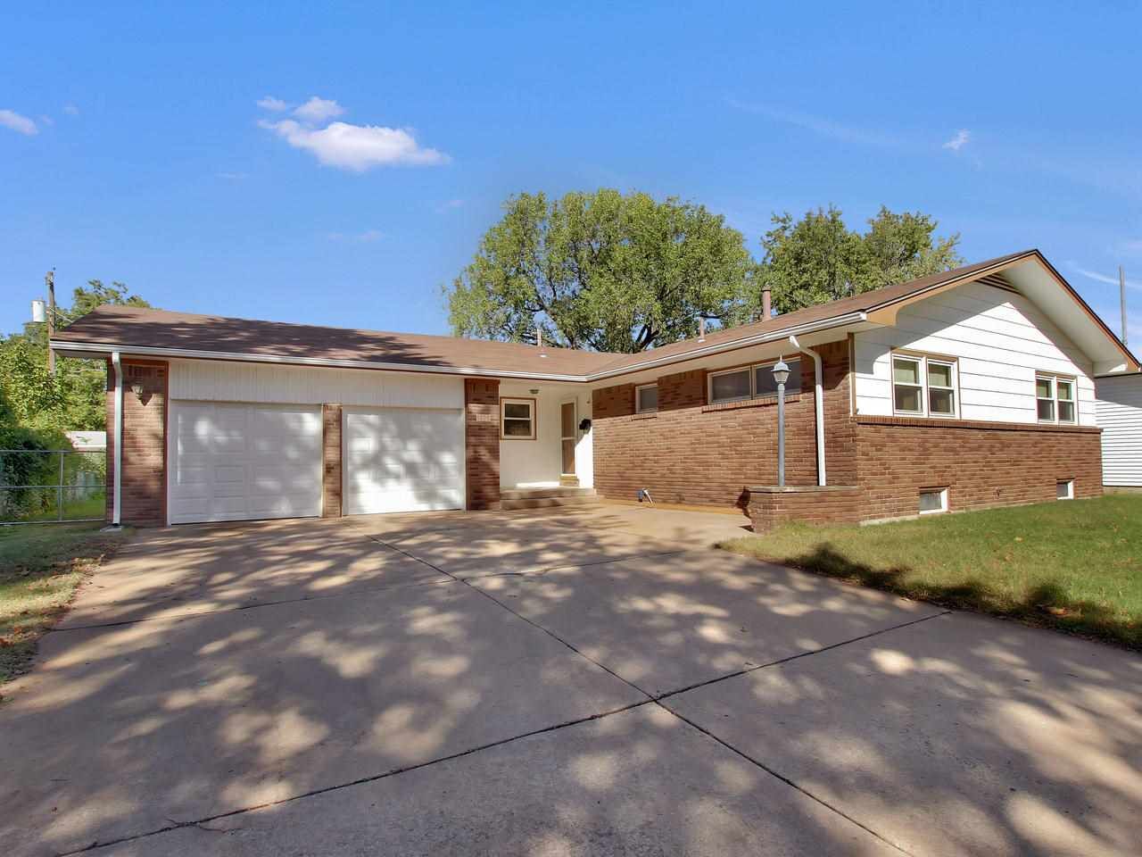Property Photo: 1200 W Regal St KS 67217-2354