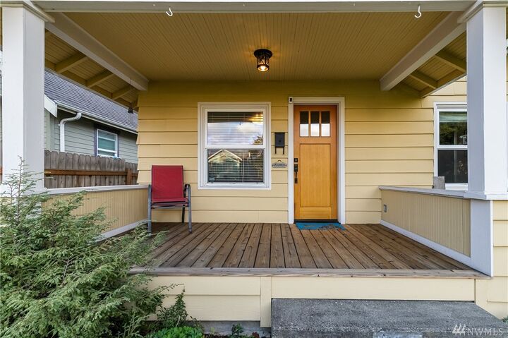 Property Photo: 1729 Iron St WA 98225