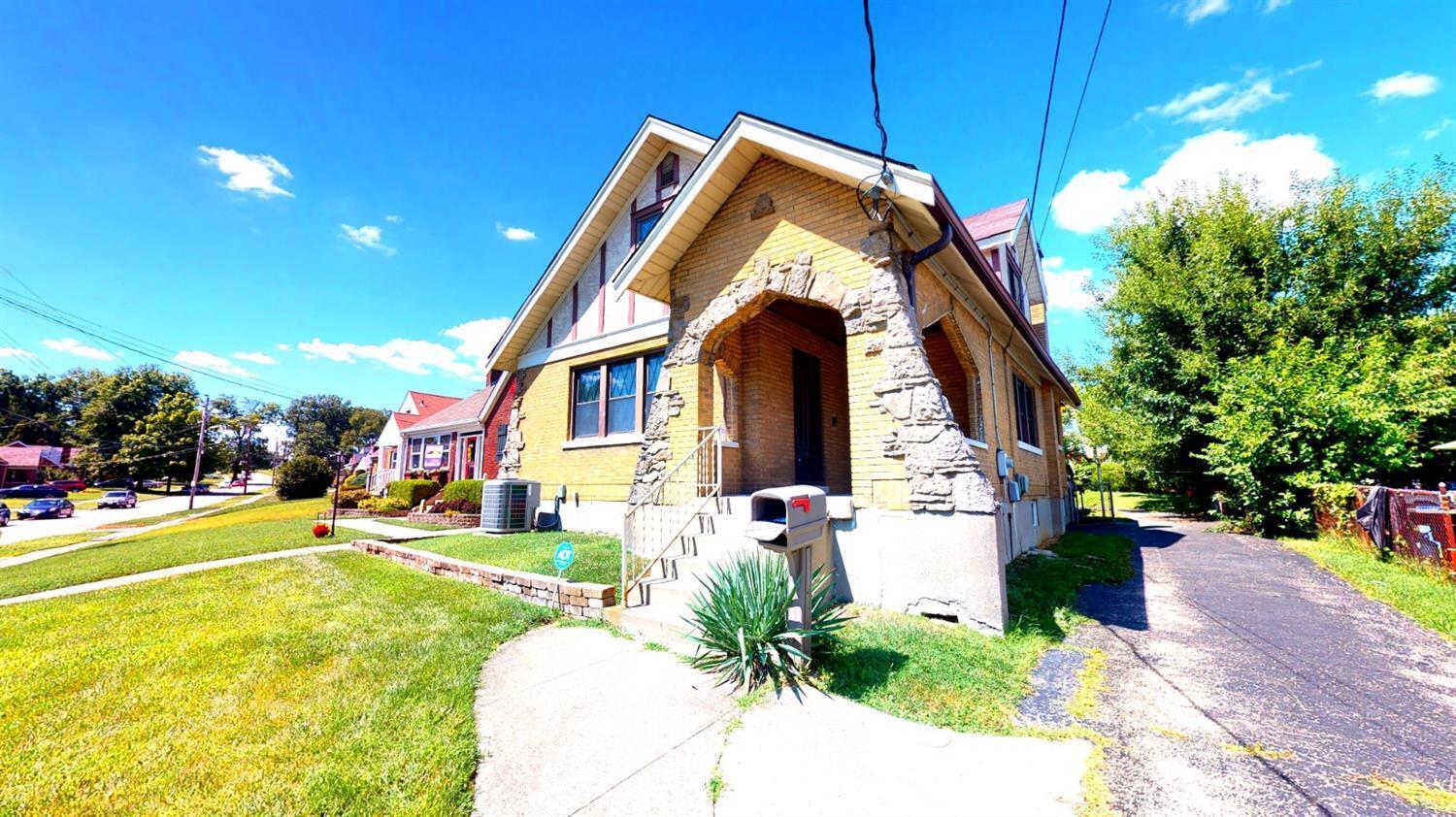 Property Photo:  5524 Raceview Ave  OH 45248 