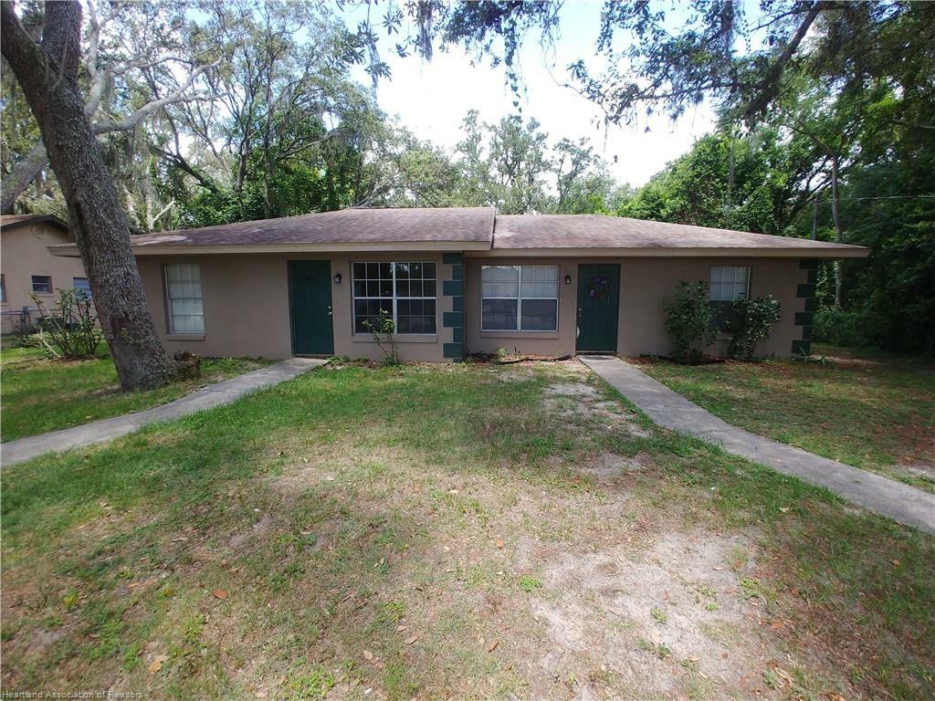 Property Photo:  2011 Colmar Avenue  FL 33870 