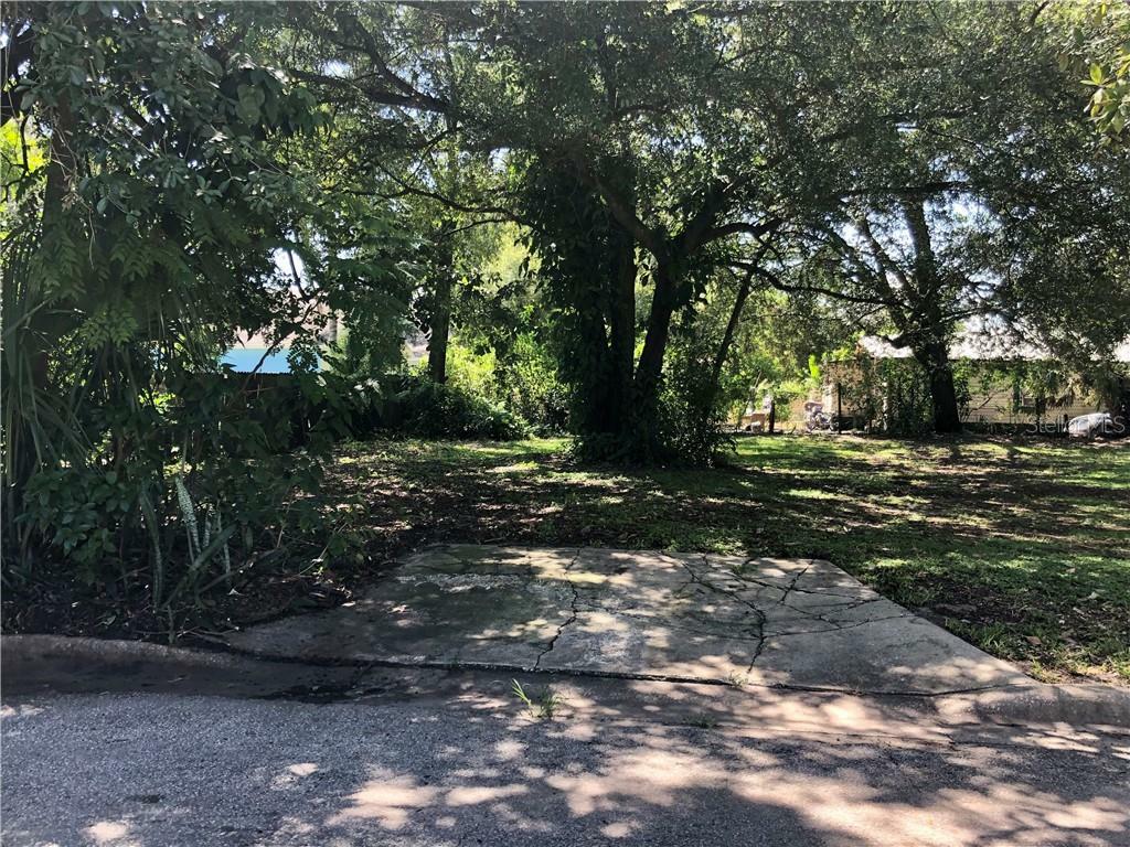 Property Photo:  1028 Colyer Street  FL 32805 