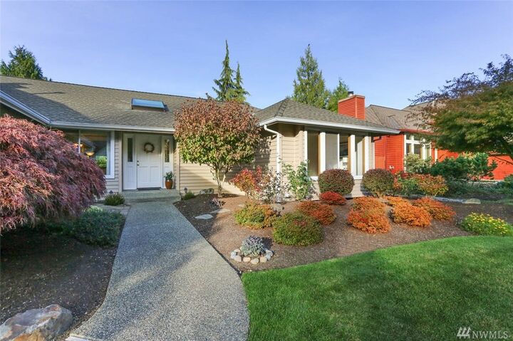 Property Photo: 15726 SE 184th St WA 98058