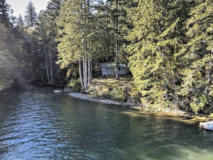Property Photo: 231 E Benson Loop WA 98584