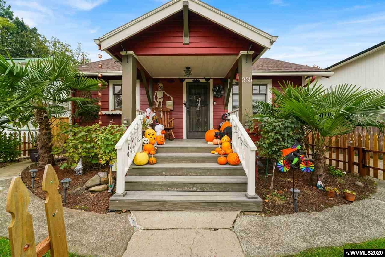 Property Photo: 335 24th St SE OR 97301