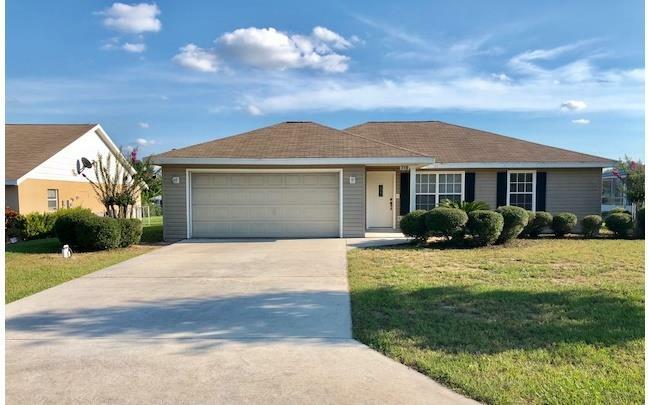 Property Photo:  719 Summit Drive  FL 33870 