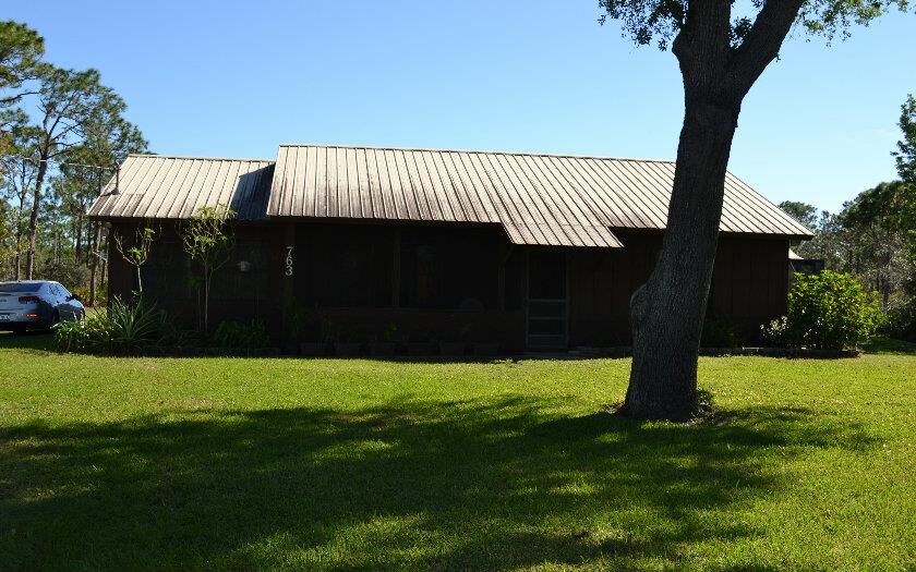 Property Photo: 763 Hallmark Avenue FL 33852