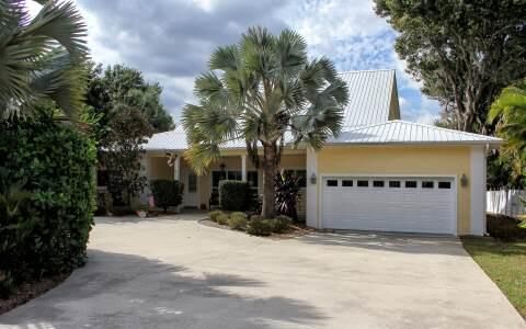 Property Photo:  3041 Lakeview Drive  FL 33870 