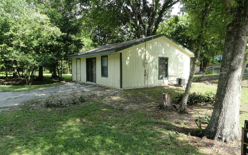 Property Photo:  632 River Drive  FL 33875 