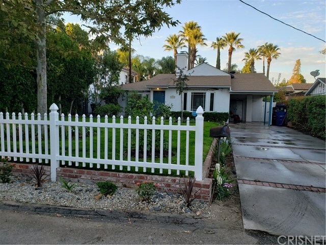 Property Photo:  12715 Weddington Street  CA 91607 