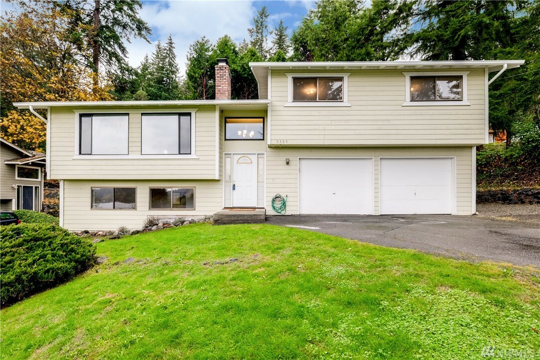 Property Photo:  5535 Sunrise Terrace NE  WA 98311 