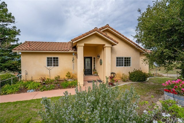 Property Photo:  240 White Dove Court  CA 93444 