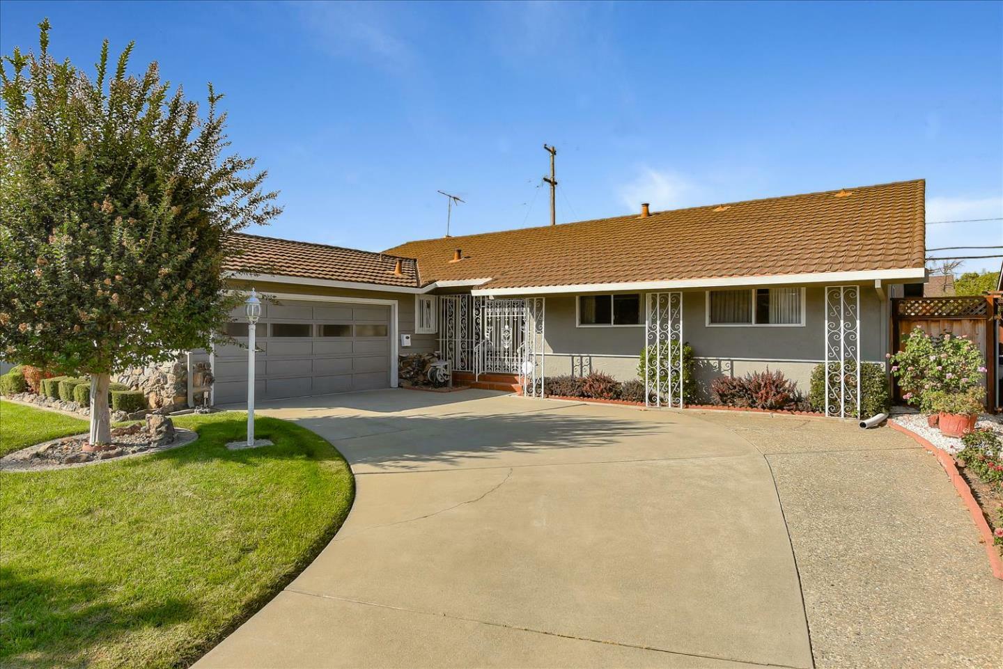 Property Photo:  1587 Shaw Drive  CA 95118 