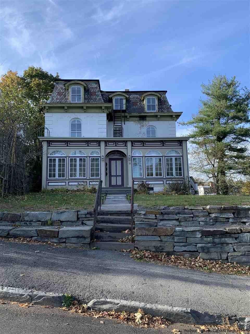 Property Photo: 15 W Chestnut NY 12401