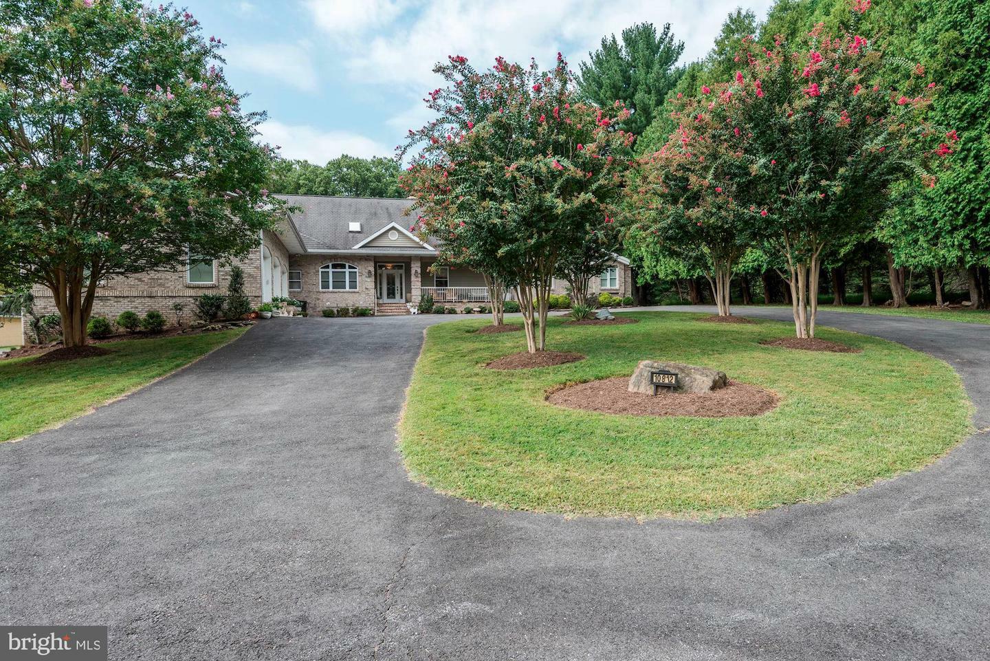 Property Photo: 10812 Rock Run Drive MD 20854
