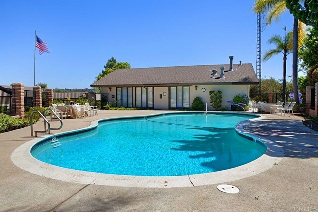 Property Photo: 720 Nob Circle CA 92084