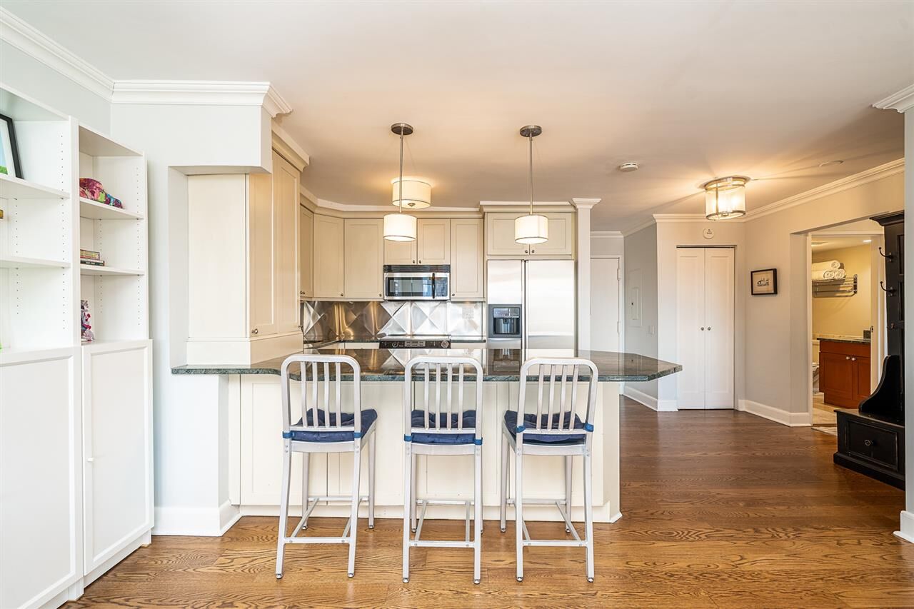 Property Photo:  300 Newark St 8H  NJ 07030 