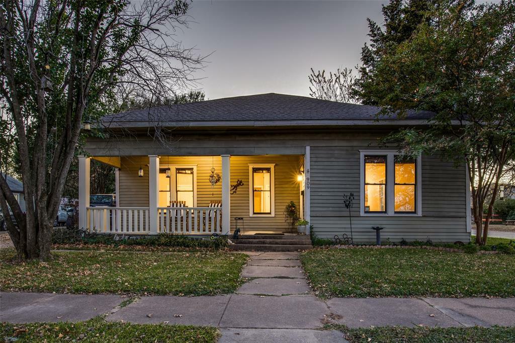 Photo de la propriété:  909 N McKinney Street  TX 75119 