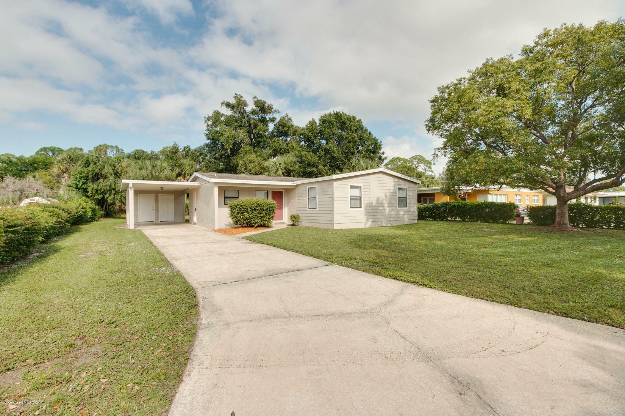 Property Photo:  992 Pinson Boulevard  FL 32955 