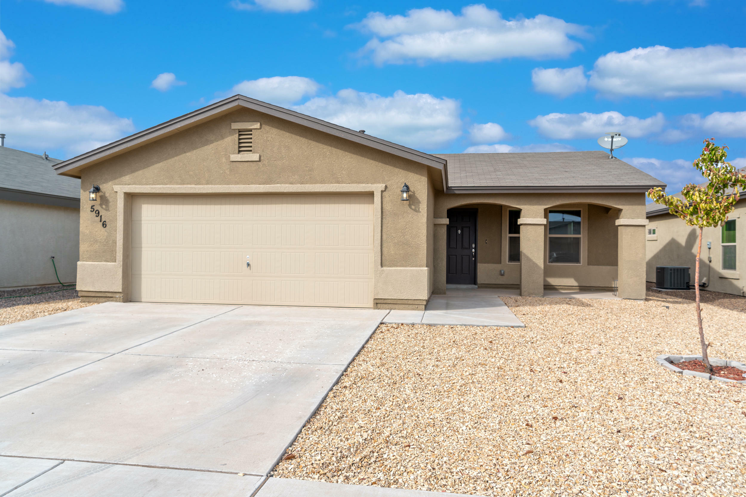 Property Photo:  5916 Cocobolo Street  NM 88008 