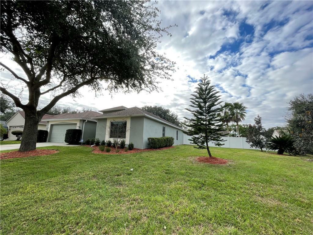 Property Photo:  842 Kamchatka Court  FL 32712 